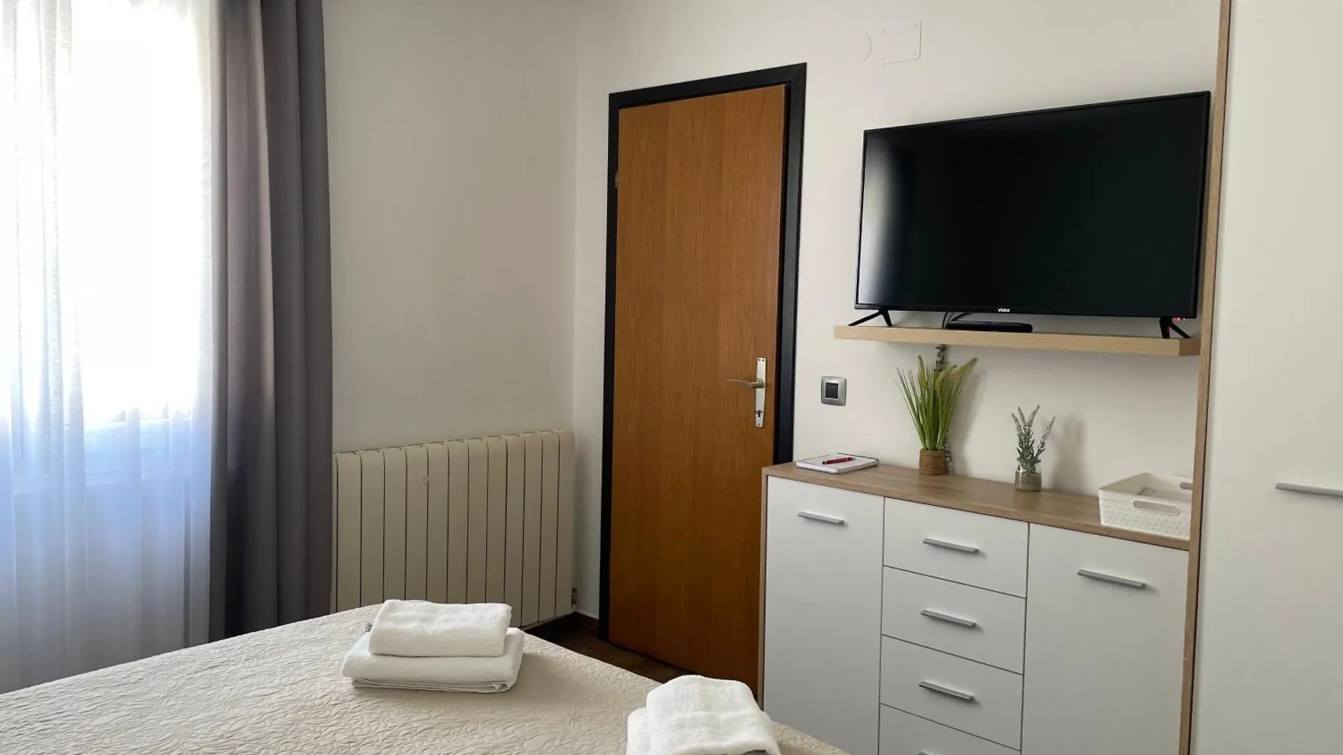 Apartments Anna I Baska  Croatia